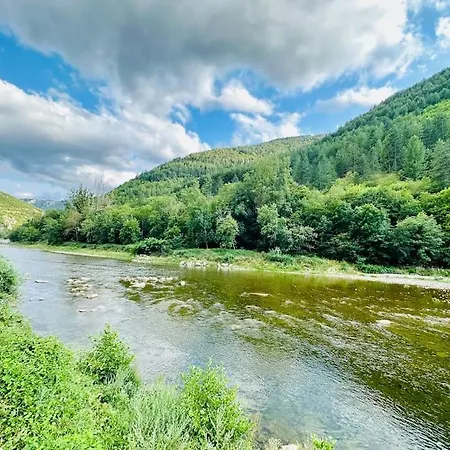 Maison Au Bord De La Riviere بيت للعطل Prades (Lozere)